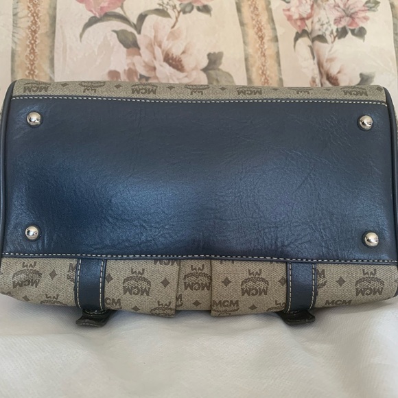 MCM limited boston’s bag - Picture 7 of 11